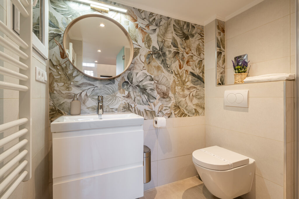 services-06 dsc07821 1024x683