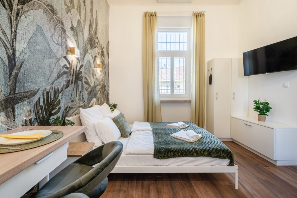 home-hero dsc07833 hdr 1024x683